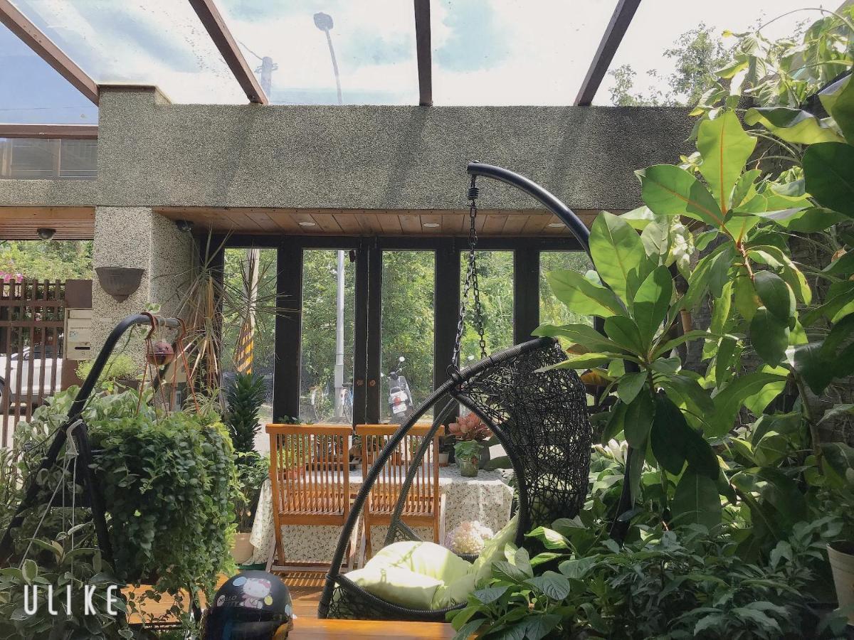 Moon House B&B เมืองฮวาเหลียน ภายนอก รูปภาพ