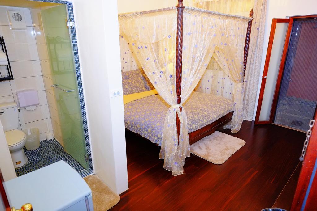 Moon House B&B เมืองฮวาเหลียน ภายนอก รูปภาพ