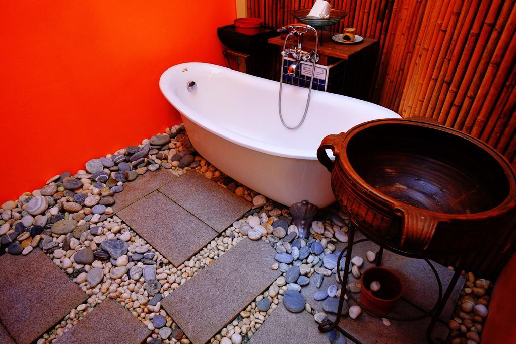 Moon House B&B เมืองฮวาเหลียน ภายนอก รูปภาพ