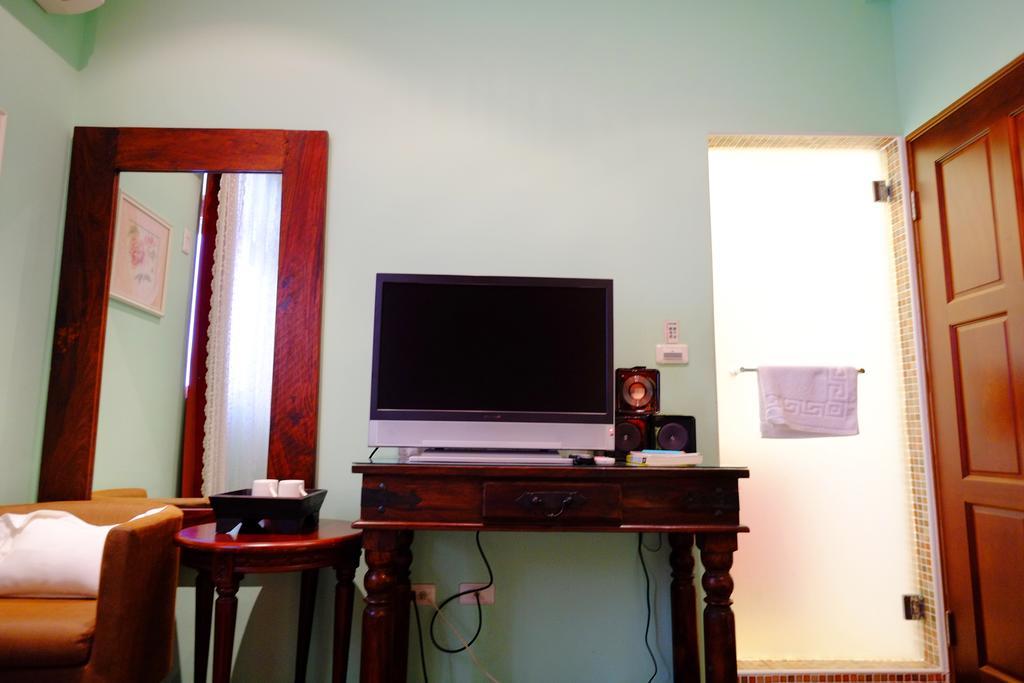 Moon House B&B เมืองฮวาเหลียน ภายนอก รูปภาพ