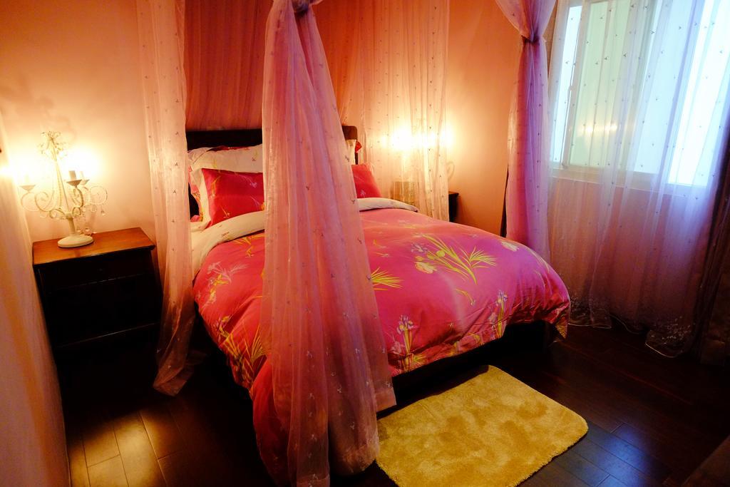 Moon House B&B เมืองฮวาเหลียน ภายนอก รูปภาพ